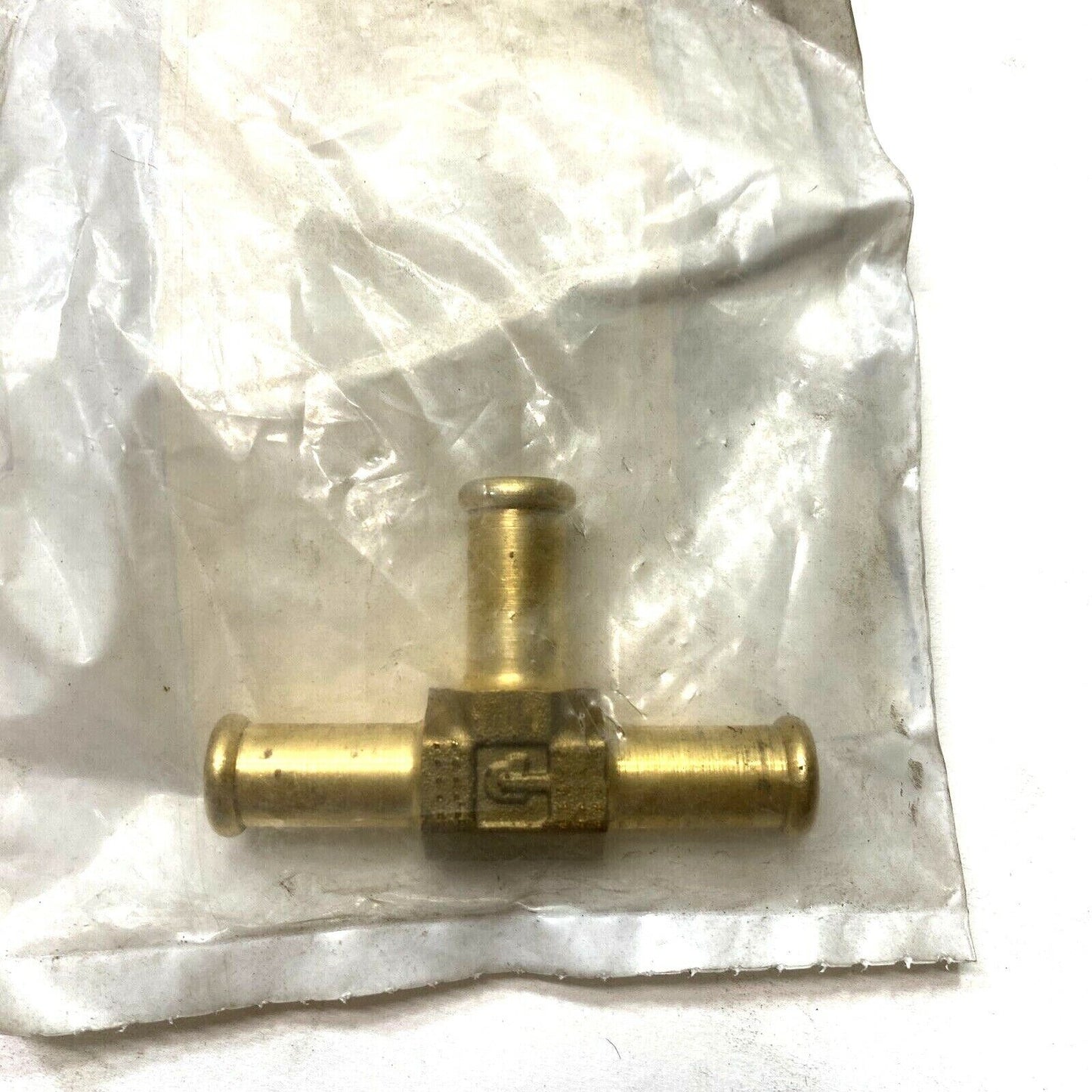 New OEM International Brass Pipe 3 Way T Fitting 3605799C1