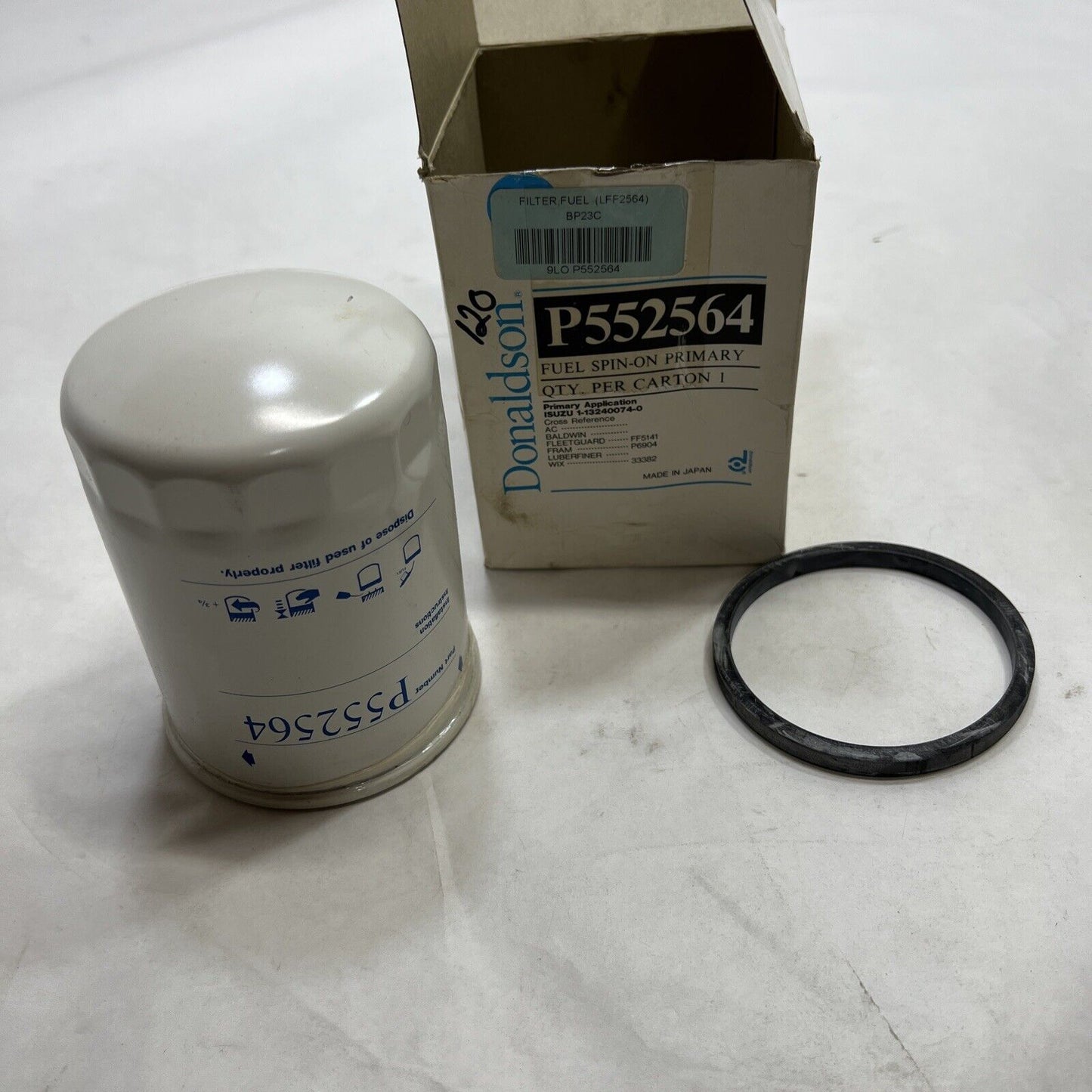 New Genuine Doanldson  1PCS NEW FOR diesel filter element P552564