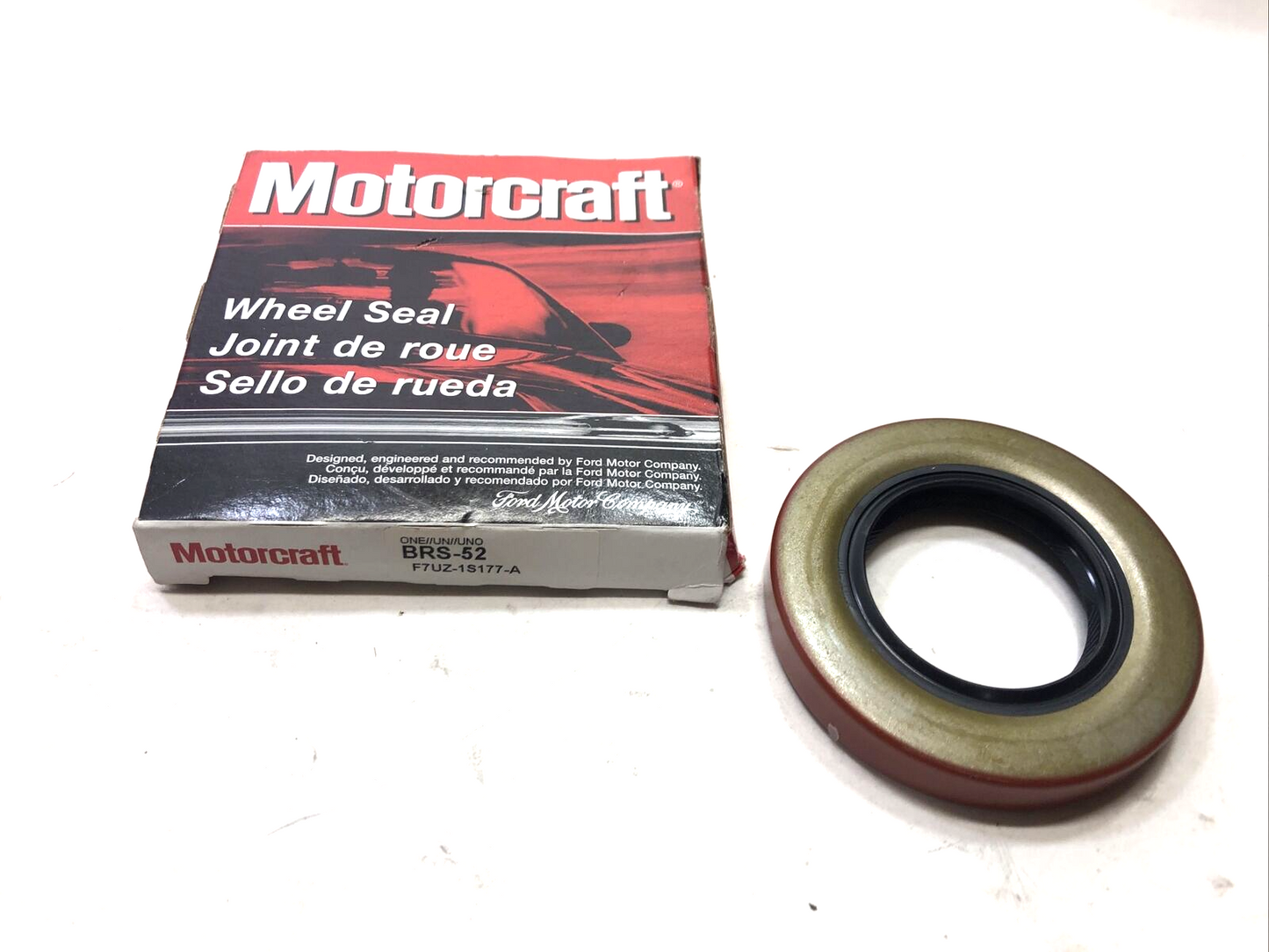 NEW Genuine Motorcraft  BRS52 Diff Output Shaft Seal