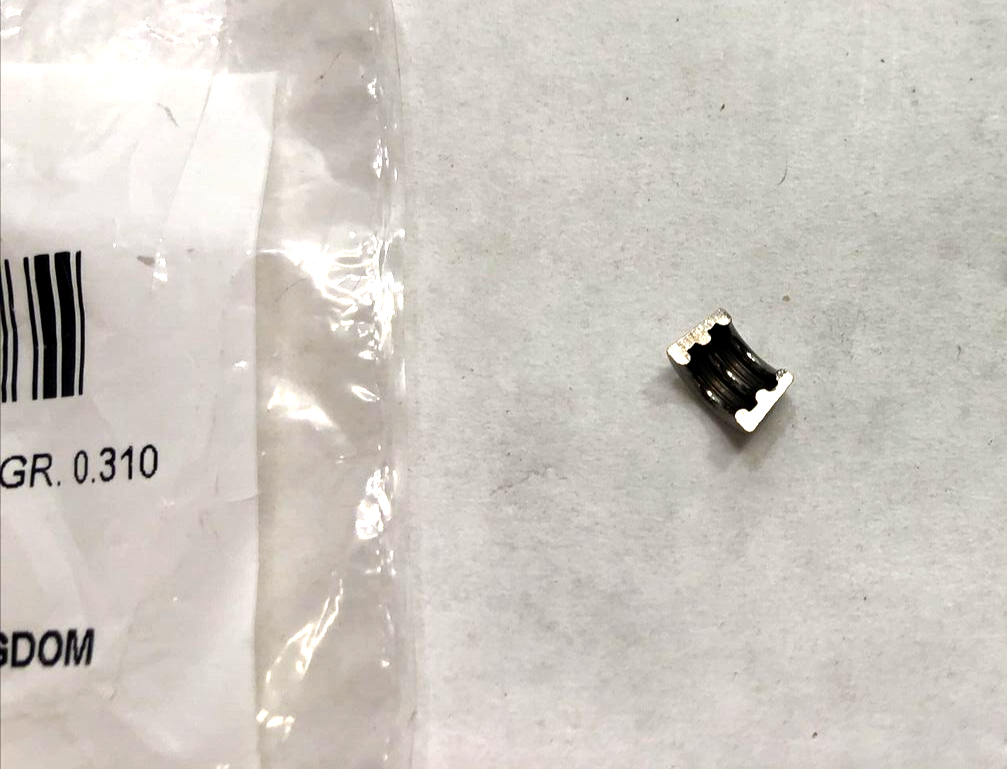 New OEM Genuine GM Chevrolet Cadillac GMC 97-21 Engine Valve Stem Key 90354648