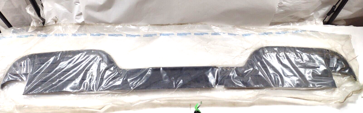 Genuine OEM GM Chevrolet S10 Bumper Step Pad 1998-2003 15008936