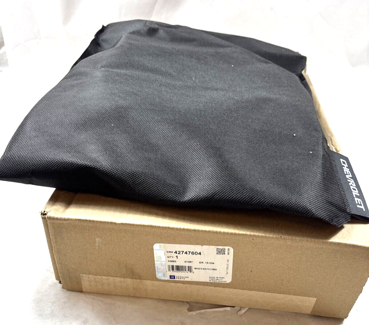 Genuine OEM GM Chevrolet Trailblazer Cargo Area Black Shade 2021-2024 42747604