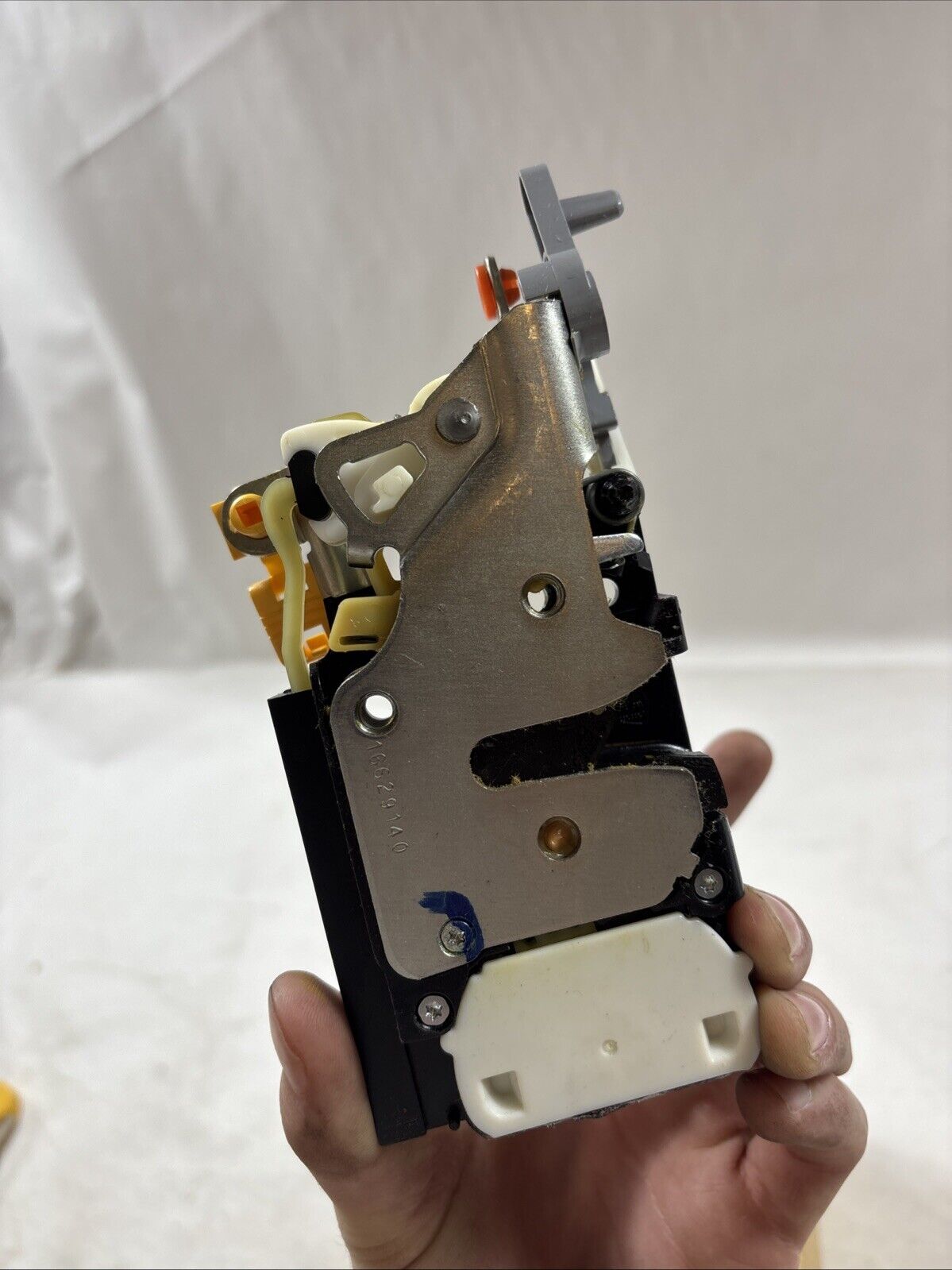 Genuine OEM GM Silverado Rear Passenger Door Lock Actuator 2001-2007 15110650