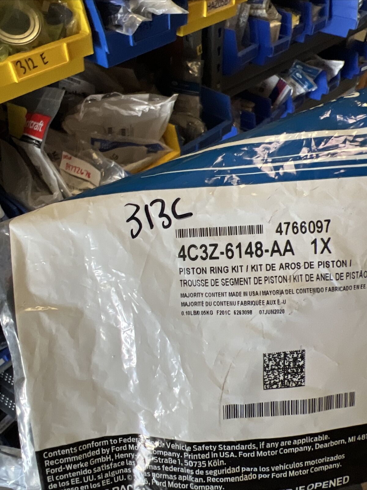 New OEM Ford Piston Rings Kit 6.0L Diesel Super Duty Econoline Vans 4C3Z6148AA