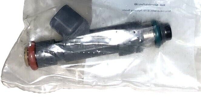 New OEM SAAB Fuel Injector 2007-2011 9-3 2.0L I4  55559397