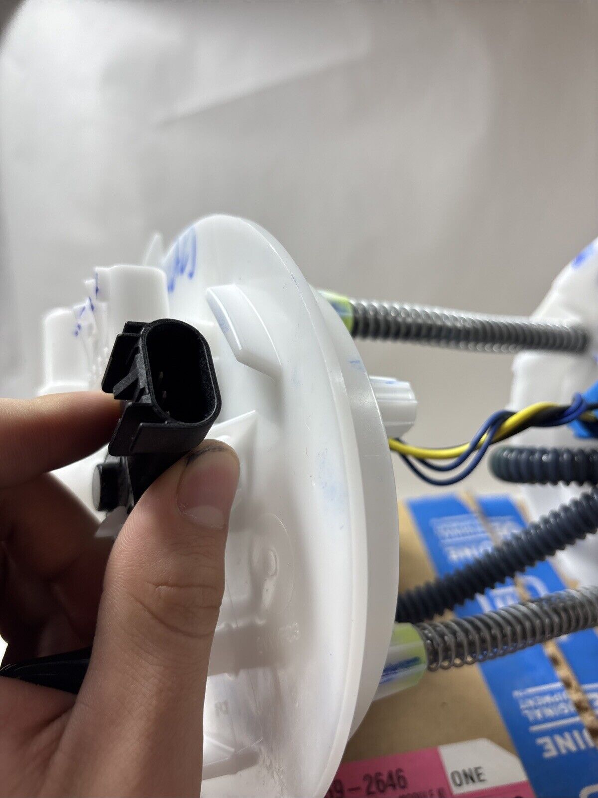 Genuine OEM GM Fuel Pump Module 13591634