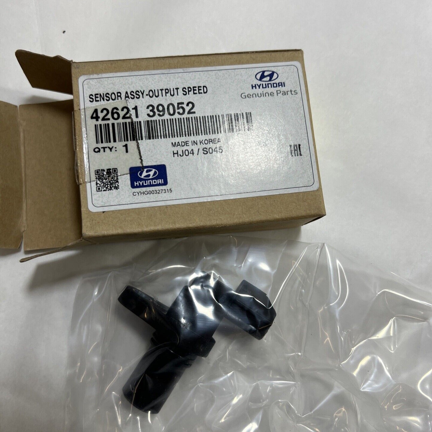 Genuine OEM Hyundai Azera Output Speed Sensor Assembly  2005-2010 4262139052