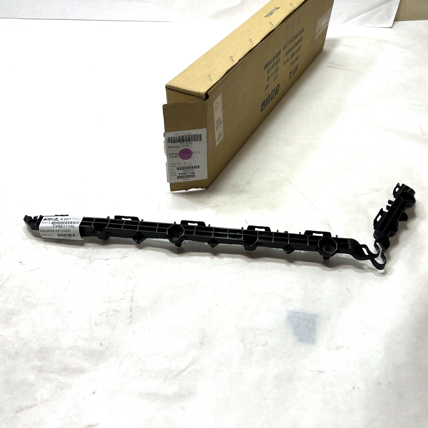 NEW For 2012-2014 Toyota Camry Driver Left Bumper Cover Retainer TY56111AL