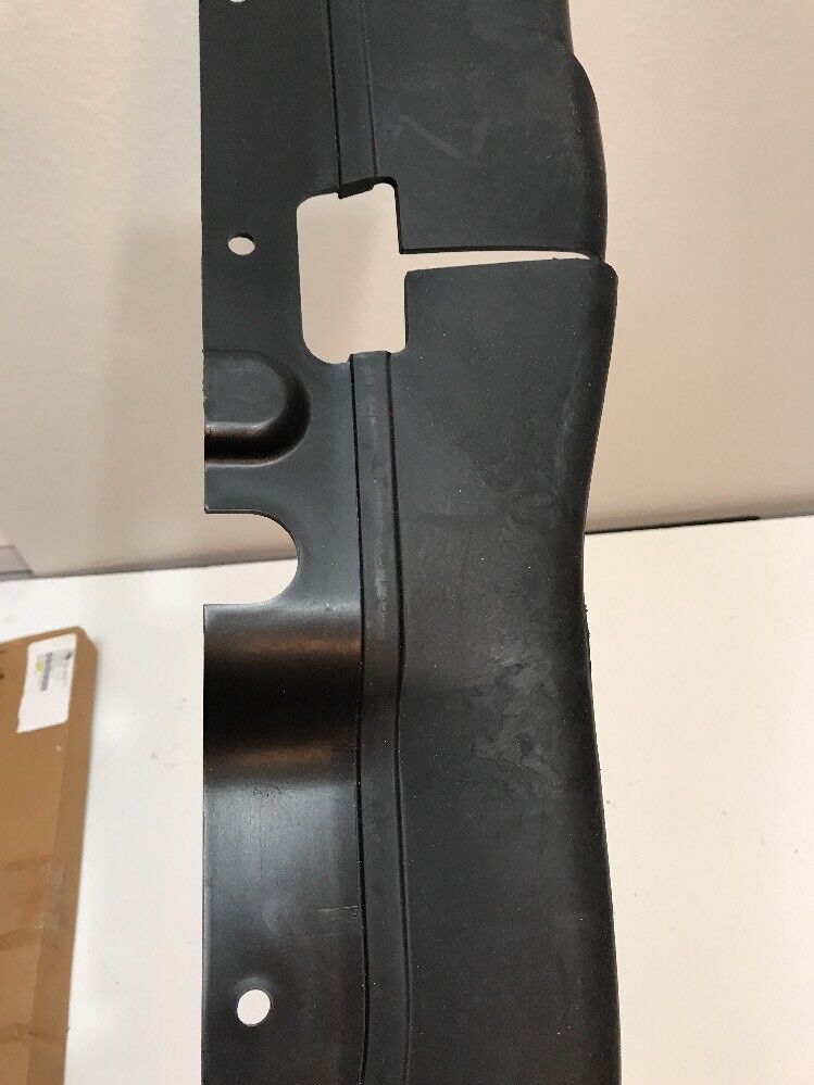 New OEM Ford Seal 8C4Z-8349-C