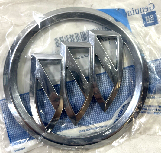 Genuine OEM GM Buick Enclave Liftgate Tri Shield Emblem 2008-2017 22772884