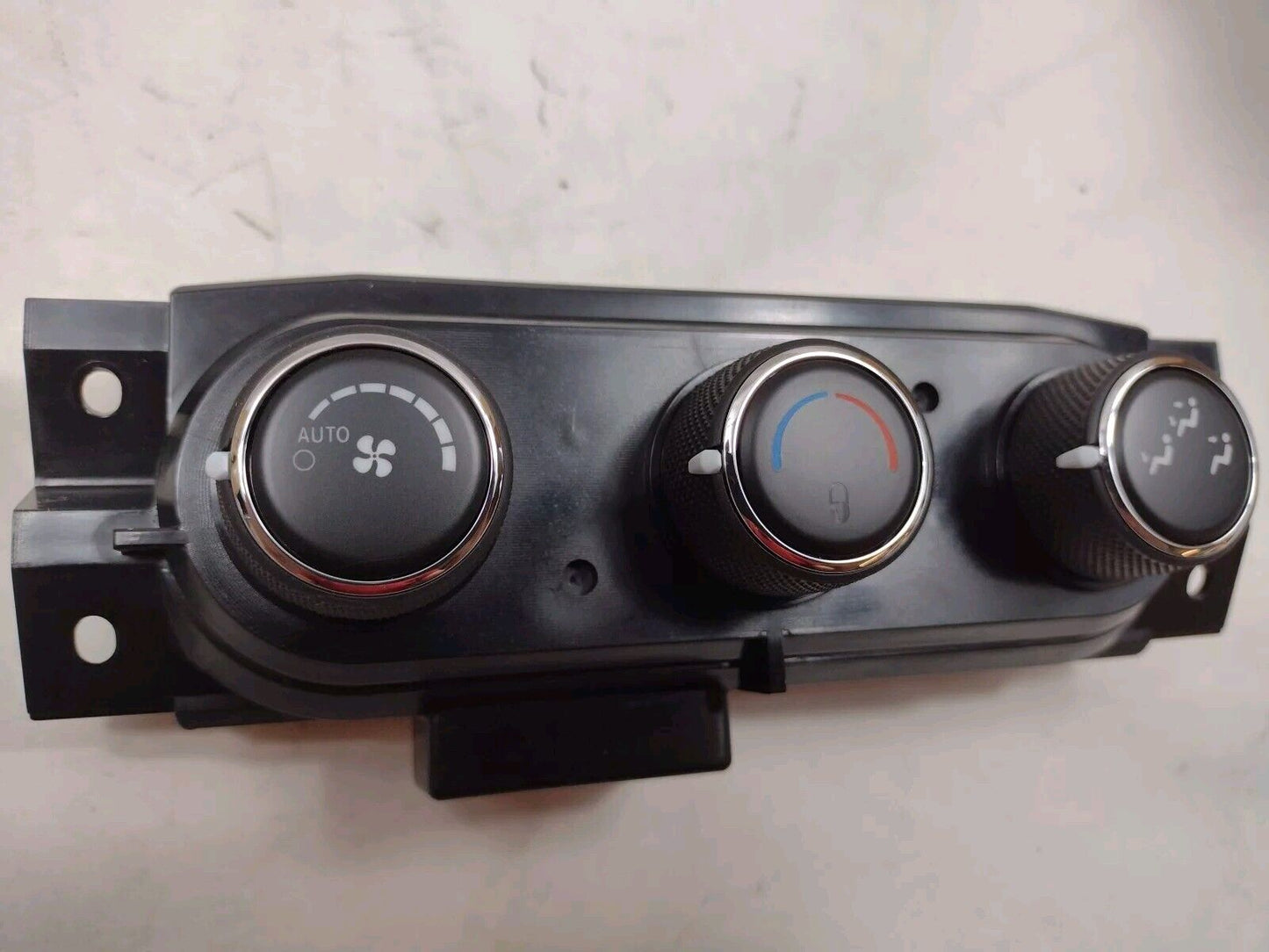 Genuine OEM Mopar Dodge Durango A/C And Heater - Auxiliary Control 68368988AC