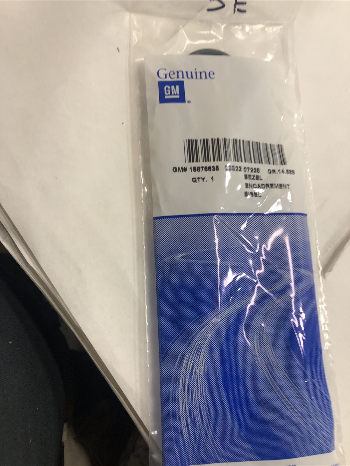 GM NOS Front Door Armrest bezel Ebony 15876635