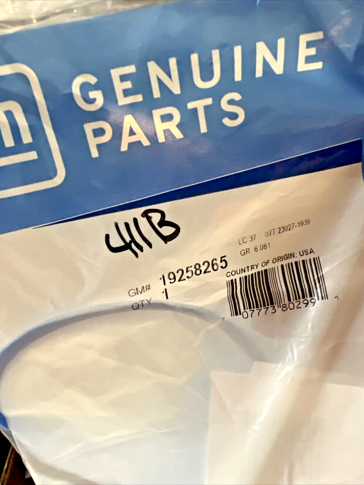 Genuine OEM GM Auto Trans Front Wheel Drive Shaft Seal with Protector 19258265
