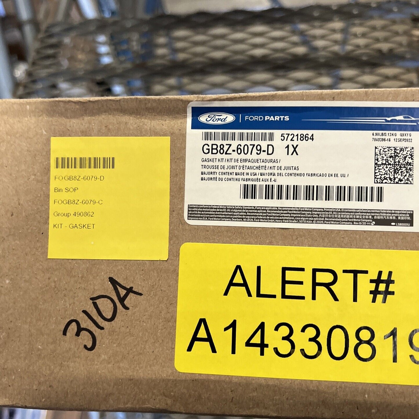 New OEM Genuine Ford Kit Gasket GB8Z-6079-D