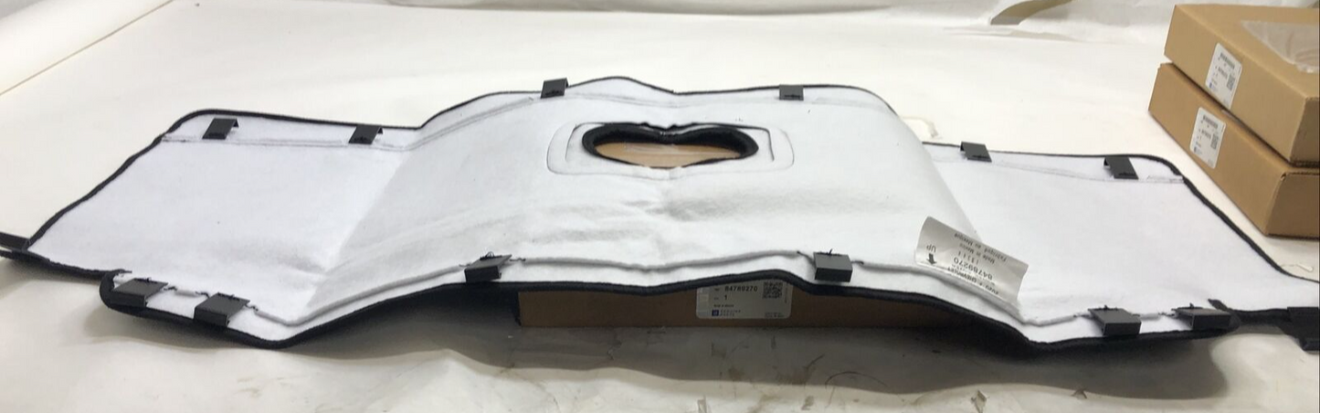 New OEM Genuine GM Chevrolet Silverado 20-22 Front Grille Opening Cover 84789270