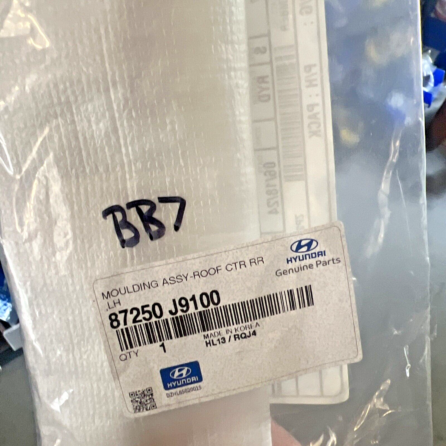Genuine OEM Hyundai Kona Rear Left Roof Center Molding Assembly 18-23 87250J9100
