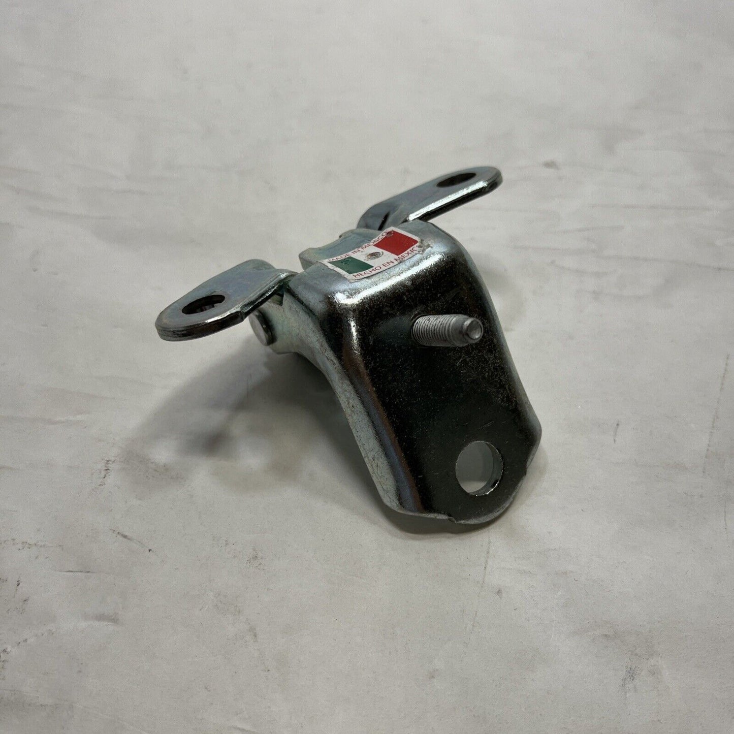 New OEM Genuine Ford Fiesta 11-19 Right Passenger Side Upper Hinge 8A6Z5826800B