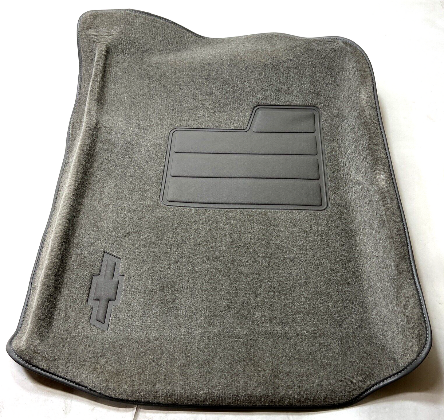 New OEM Genuine GM Front Floor Mat Molded Edge M.D.Pewter II 12497626