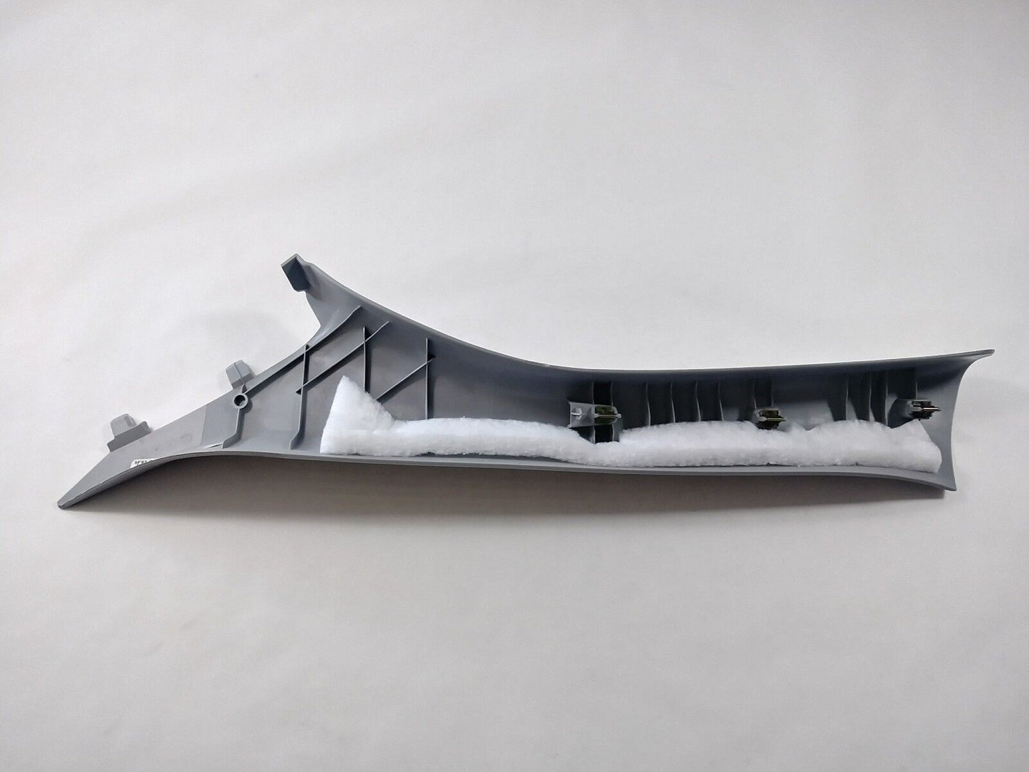 New OEM Ford Freestyle Windshield Trim Front Passenger Side 07 7F9Z-7403598-AB