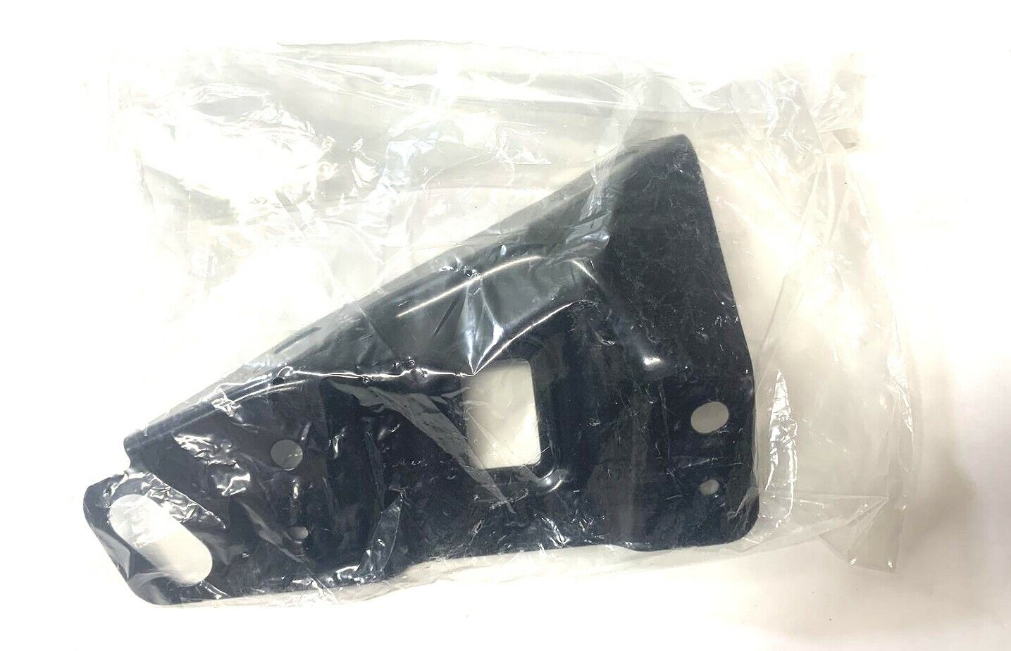 New OEM Mopar Fiat 500 Fender Mounting Bracket Front Left 2012-18 68070519AA