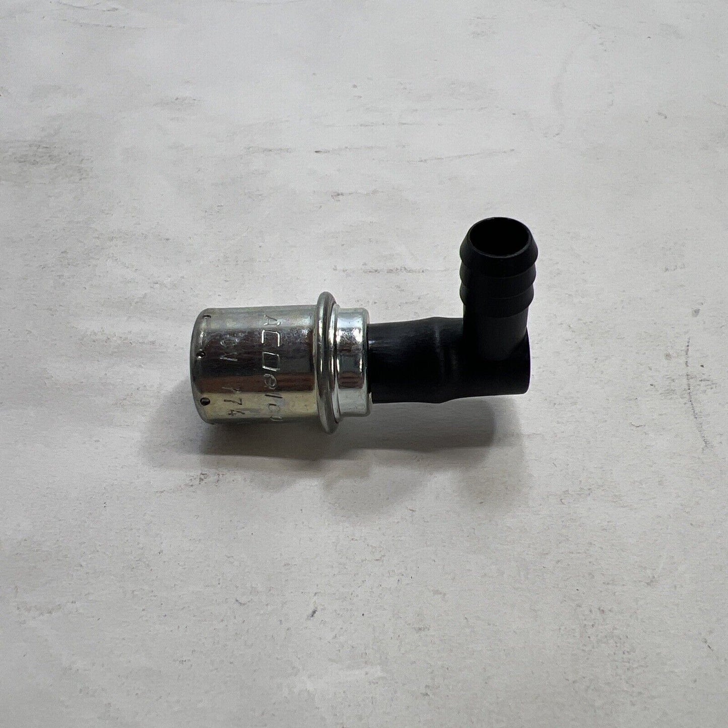 Genuine OEM GM ACDelco P30 Positive Crank Ventilation Valve 1984-1997 06487779