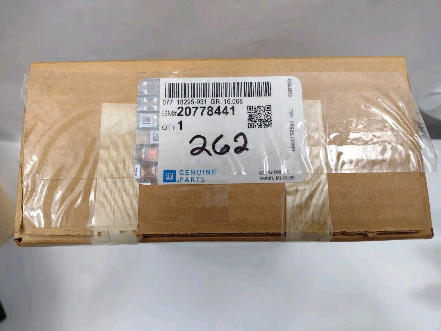 Genuine OEM GM Cadillac Escalade Mirror Glass 2009-2014 20778441