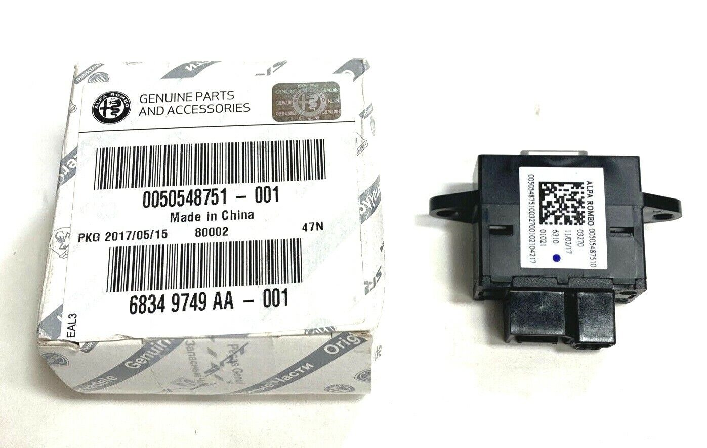 New OEM Alfa Romeo Giulia Rear Auxiliary Input 2017-2018 Mopar 68349749AA