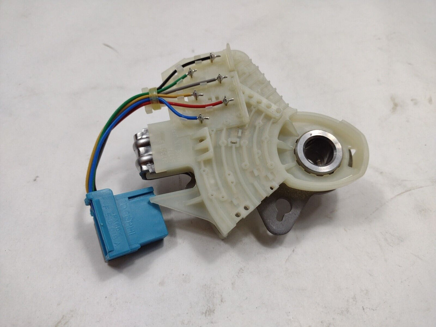 GM Genuine Parts 24230719 Automatic Transmission Manual Shaft Detent Lever