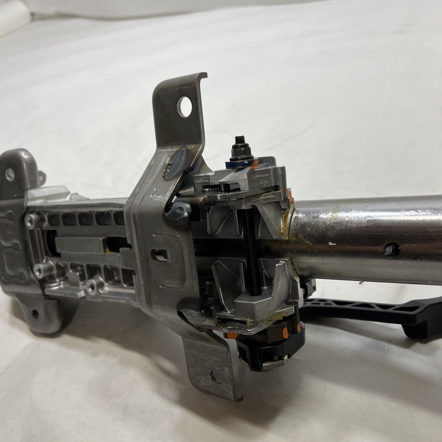 New OEM Genuine Ford Column Assembly Steering N1MZ3C529E