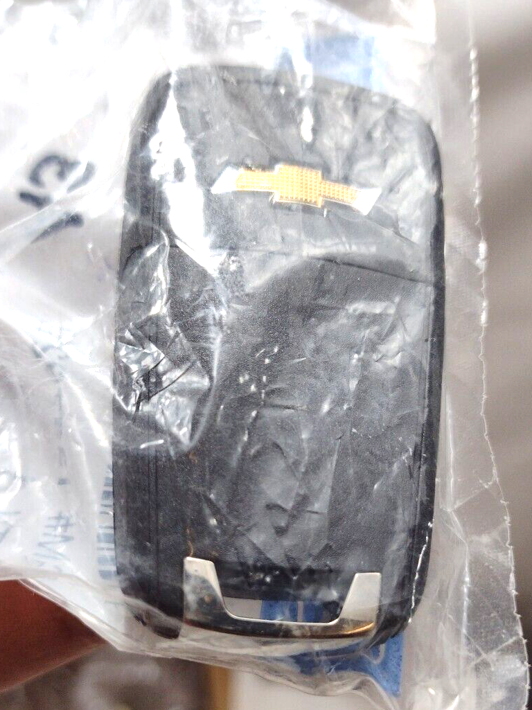 Genuine OEM GM Chevrolet Sonic Key Fob Transmitter 2013-2016 13579217