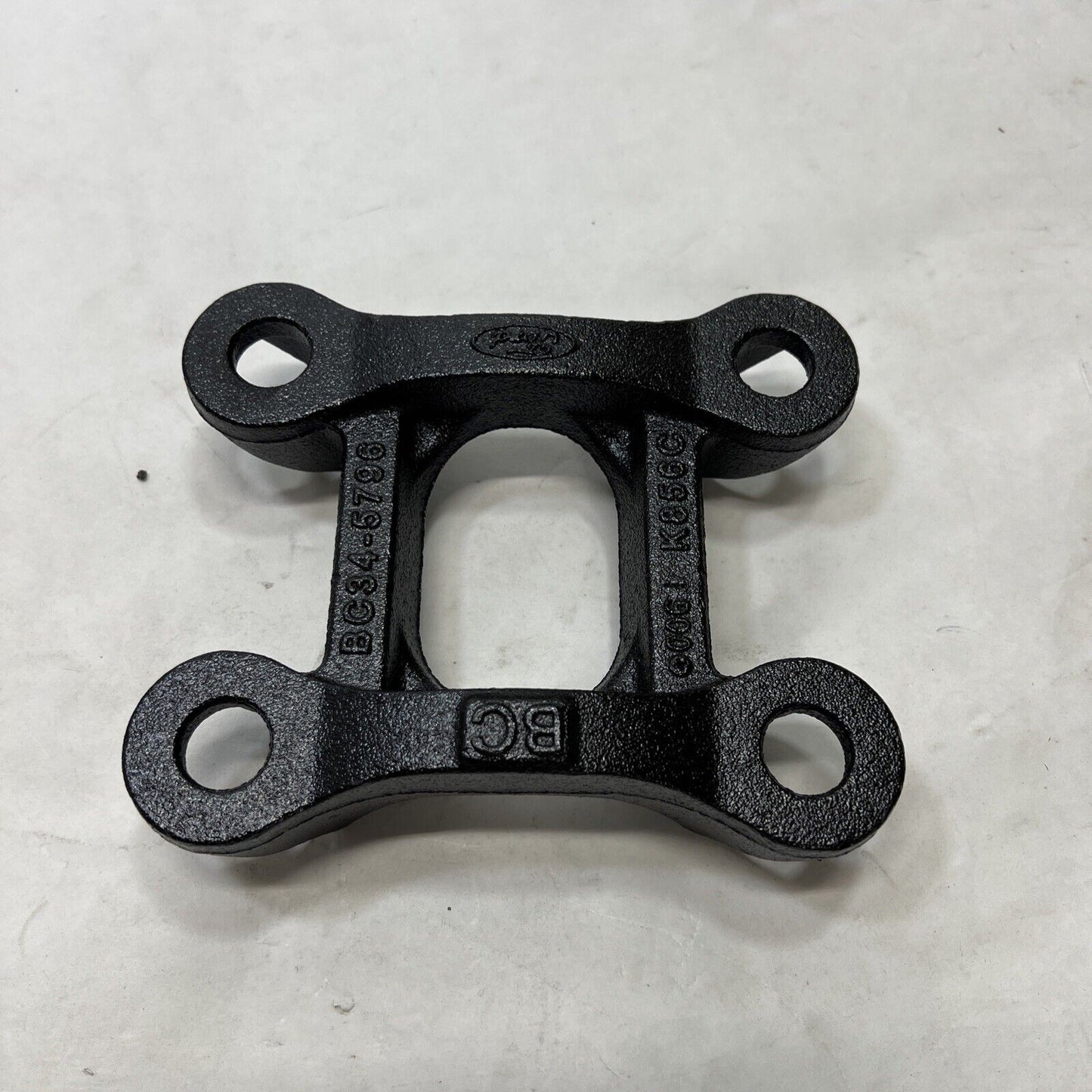 New OEM Genuine Ford F-250 Super Duty 2017-2022 Mount Plate BC3Z5796D