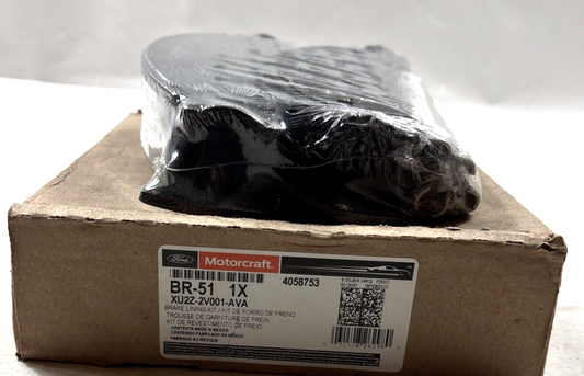 NEW Genuine OEM Ford Rear Disc Brake Pad Set Motorcraft BR51 XU2Z2V001AVA