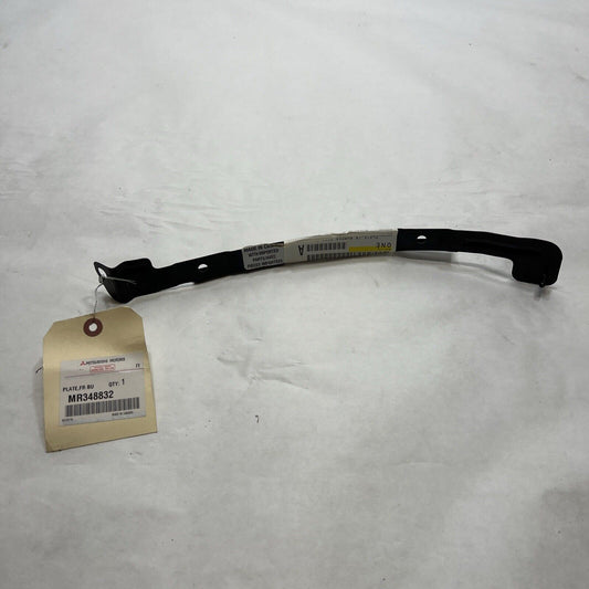 New OEM Genuine Mitsubishi Eclipse 2000-2005 Upper Bumper Cover Plate MR348832