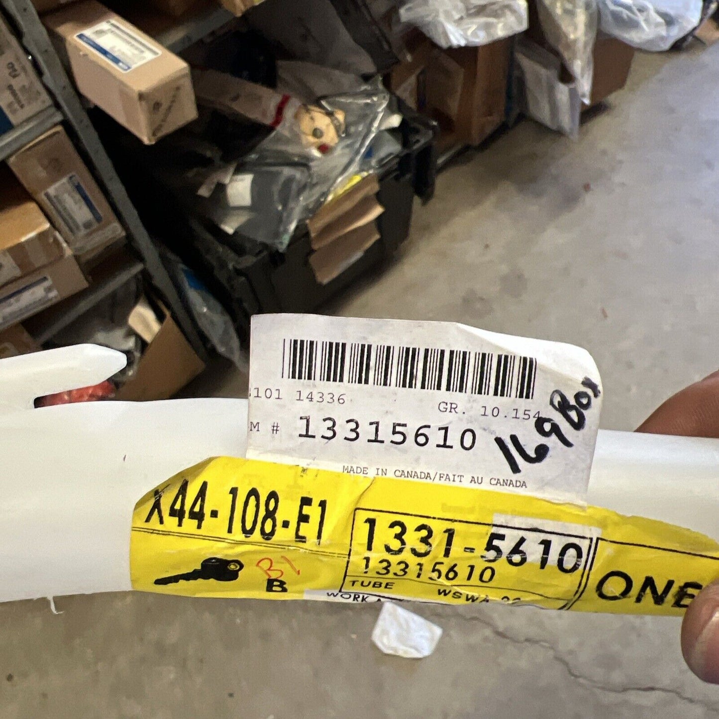 Genuine OEM GM Impala FWindshield Washer Fluid Reservoir Tube 10-20 13315610