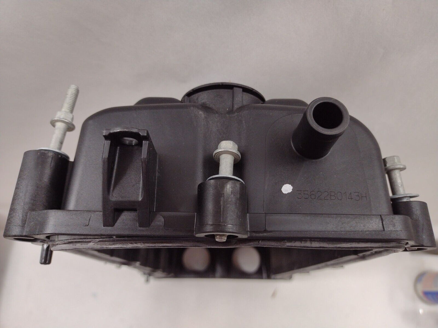 Genuine OEM Mopar RAM 1500 Cylinder Head Cover 5184069AN