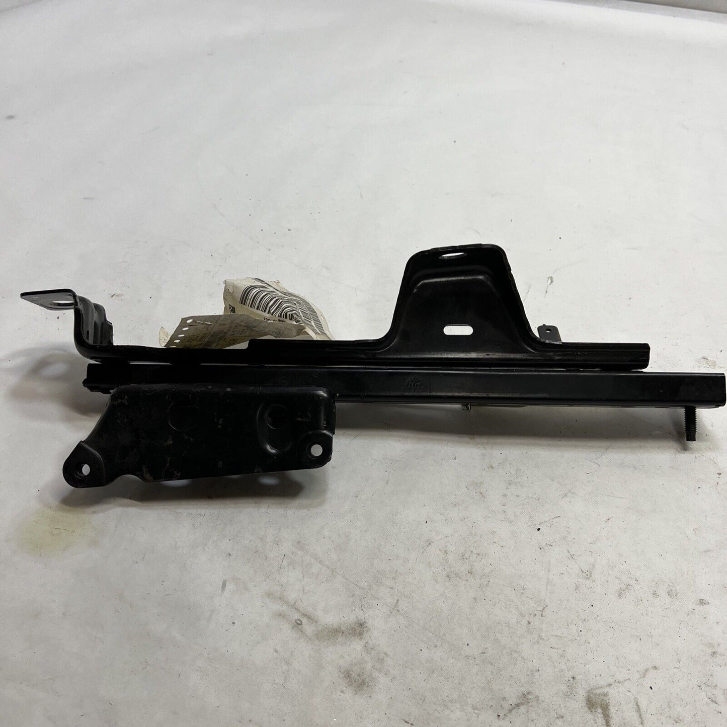 New OEM Genuine GM General Motors Seat Adjuster Assembly 12377606