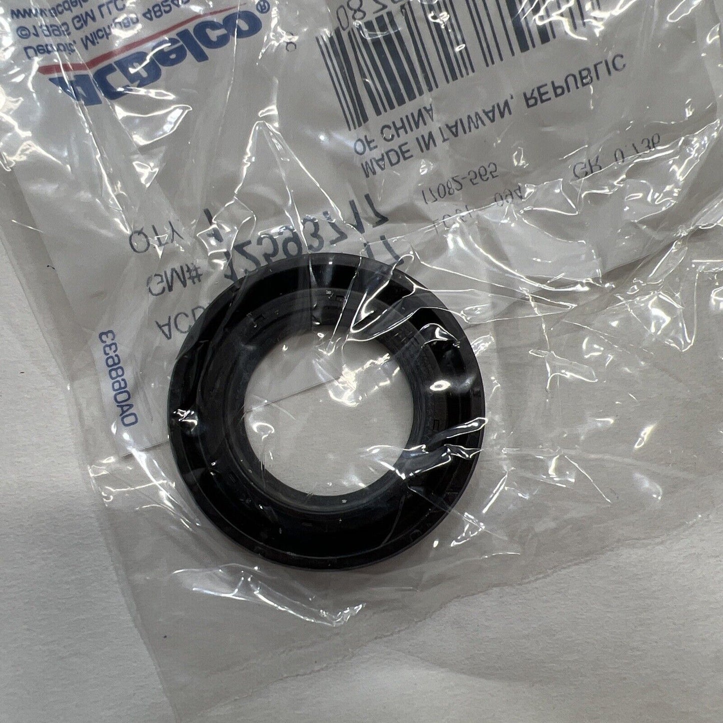 New OEM Genuine AcDelco Engine Camshaft Variable Timing Solenoid Seal 12593717