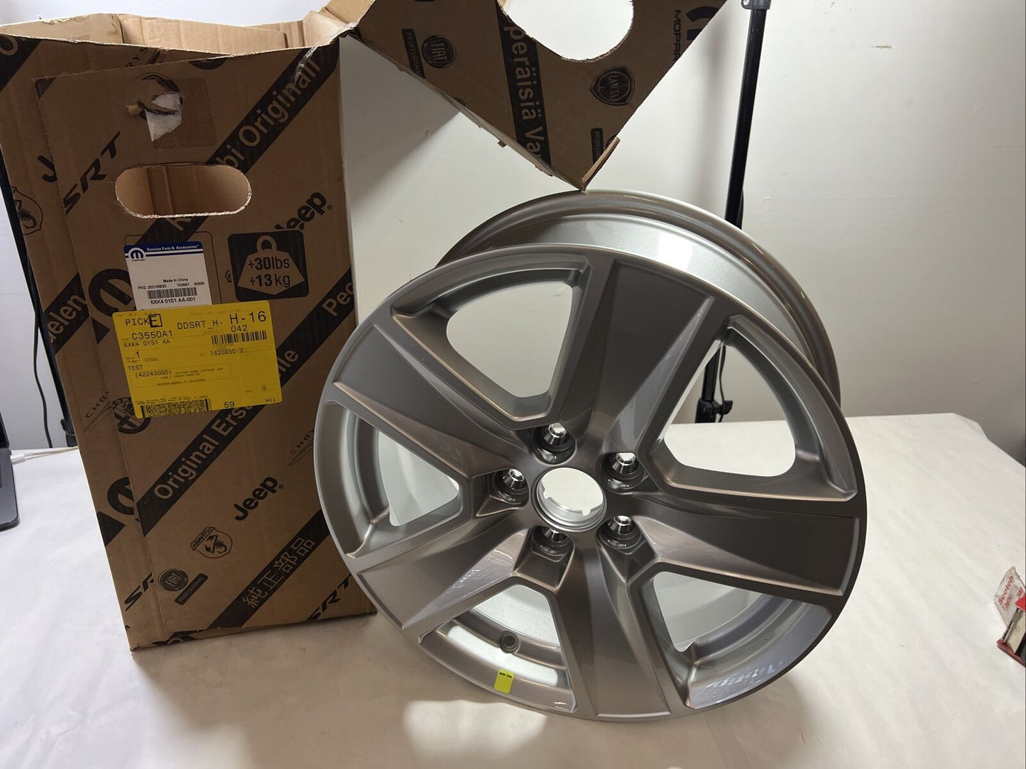 Genuine OEM Mopar Jeep Compass Rim Aluminum Wheel 17" x 7" 6XK401S1AA