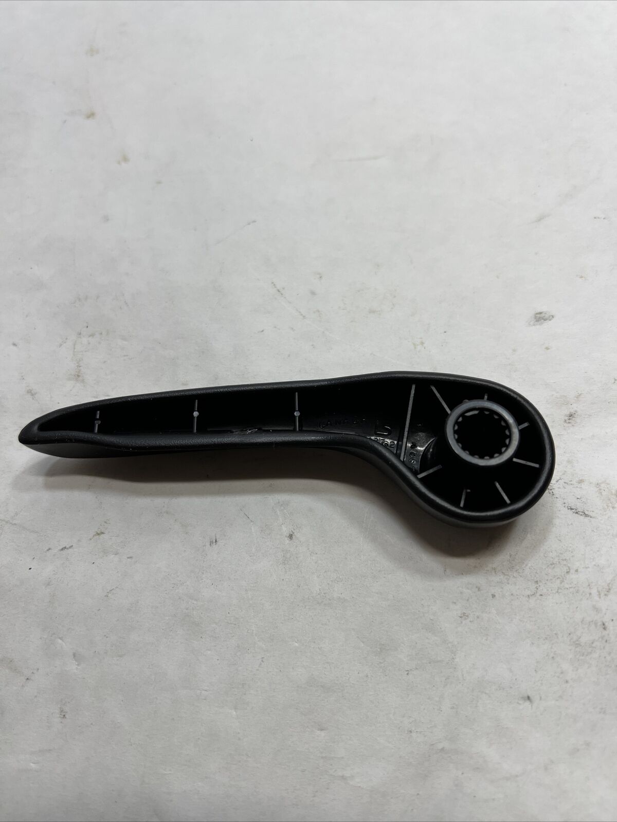 New OEM General Motors Front Right Side Seat Reclining Handle Actuator 16837232