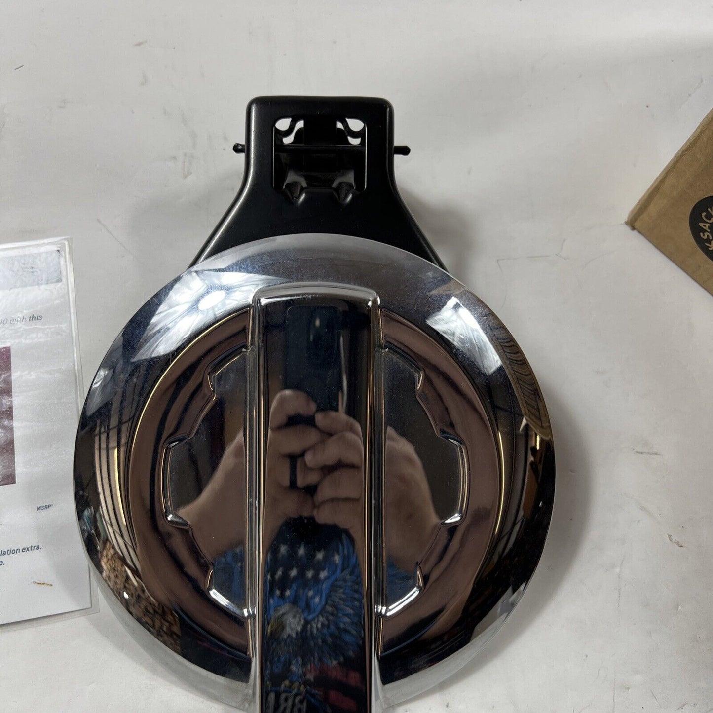 NEW OEM GM Chevrolet Silverado Gas Tank Fuel Hatch Door Chrome 2014-18 23441976