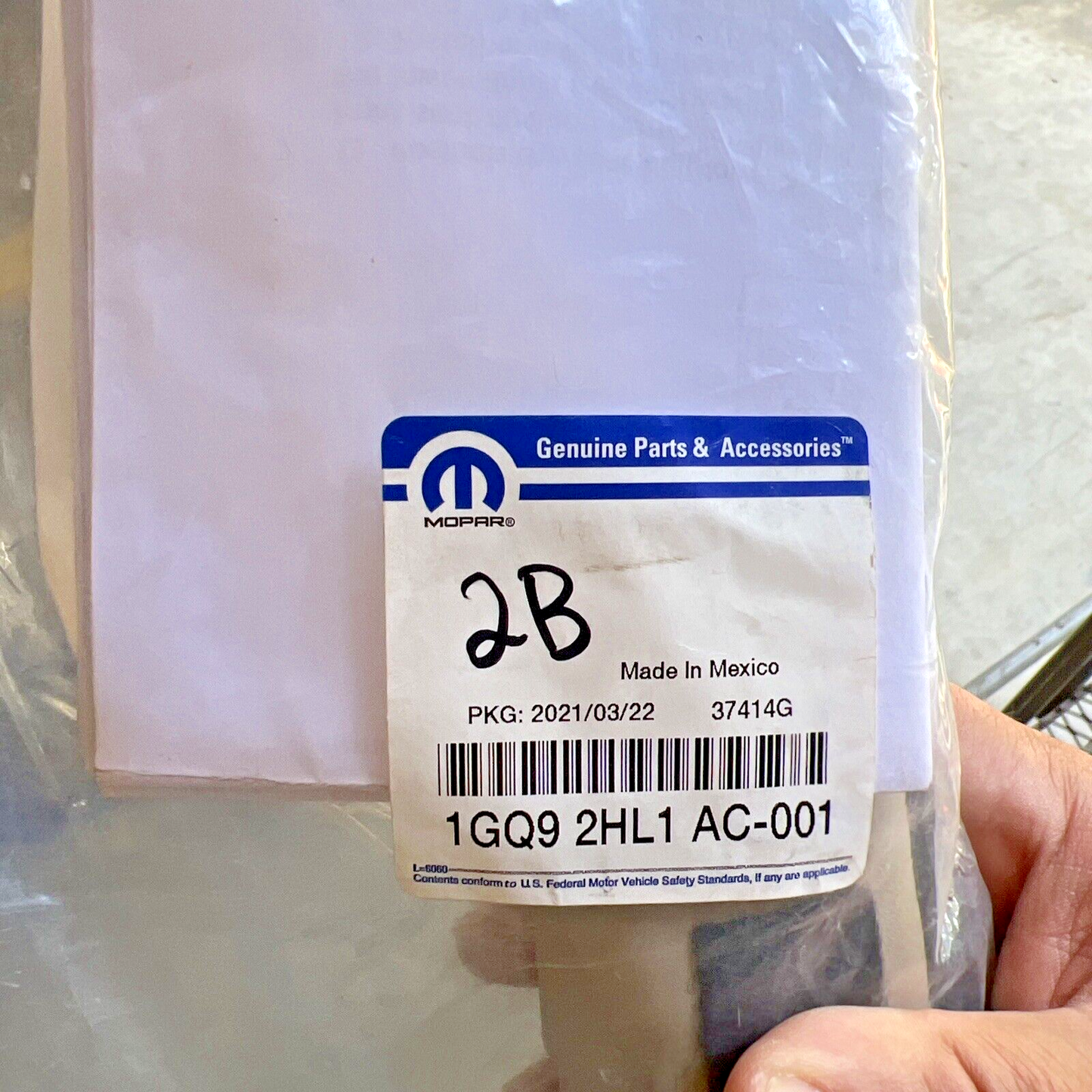 Genuine OEM Mopar Jeep Grand Cherokee Front Inner Seat Belt 2011-2017 1GQ92HL1AC