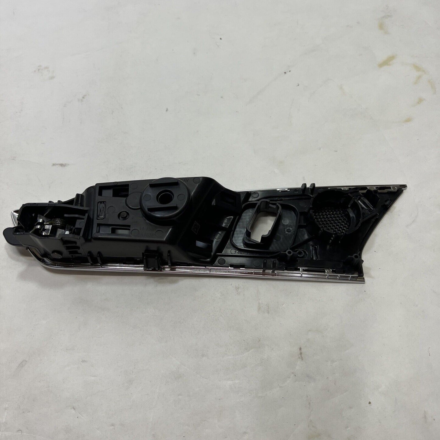 New OEM Ford Edge Door Handle Assembly Door Inner 2019 KT4Z5822600BB