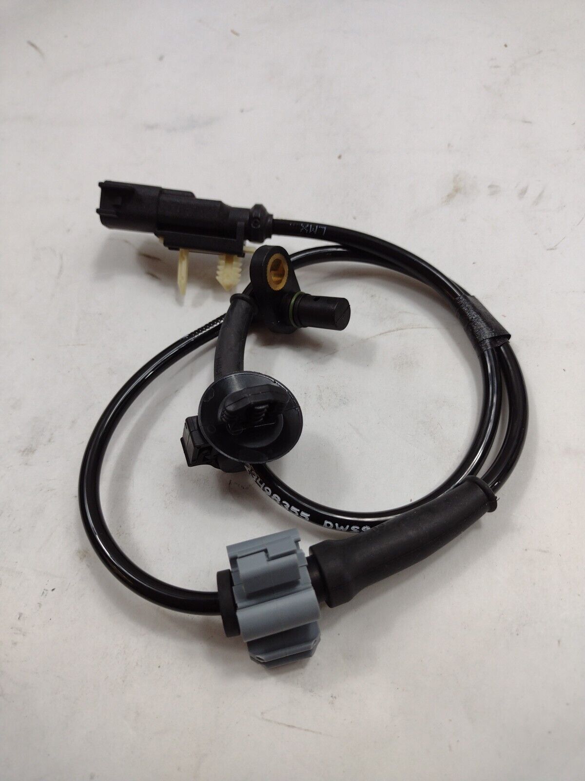 GM Genuine Parts 23498355 ABS Wheel Speed Sensor