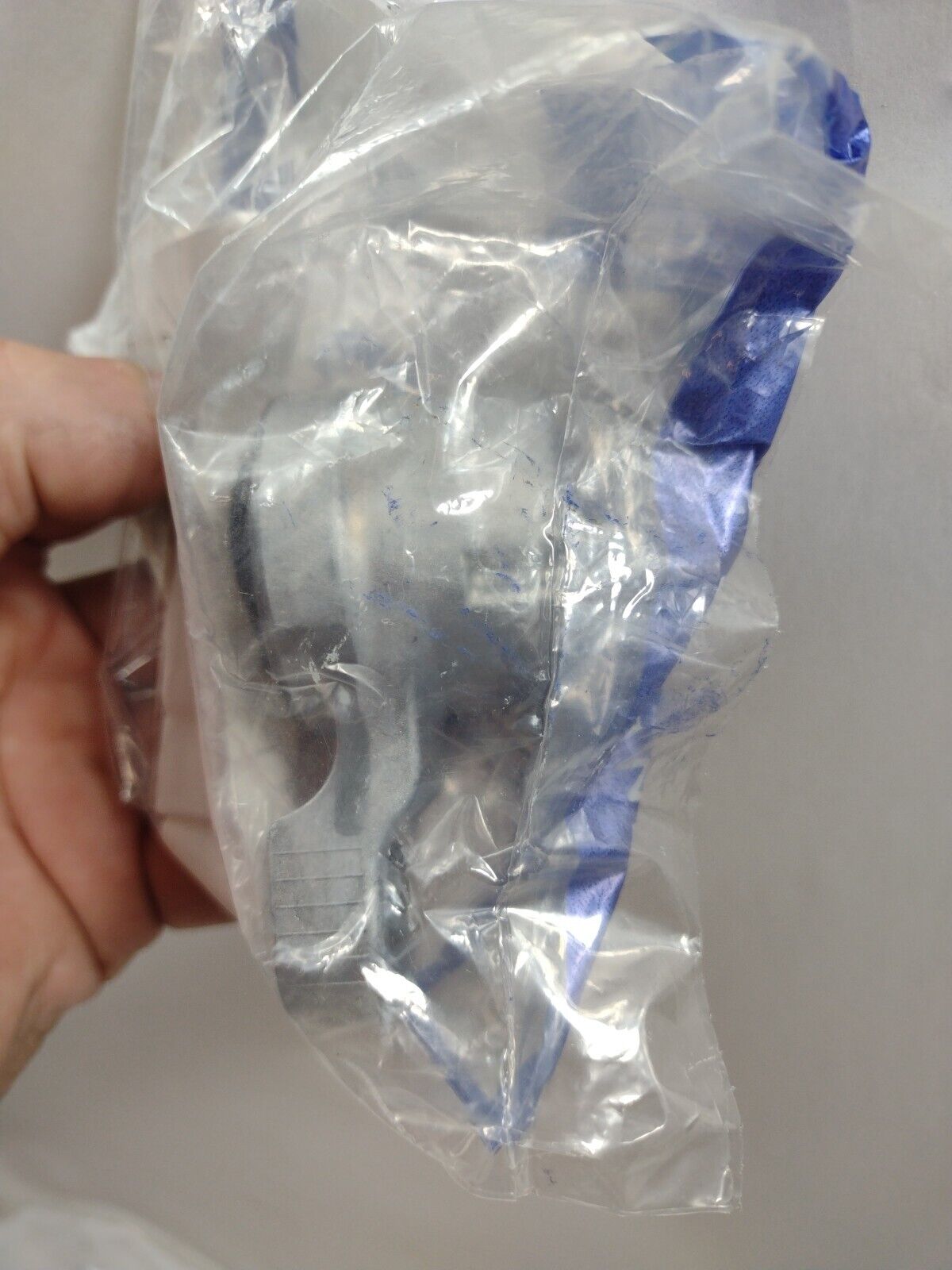 Genuine OEM GM Chevy Silverado 1500 LD Tailgate Bushing 2014-2019 23115812