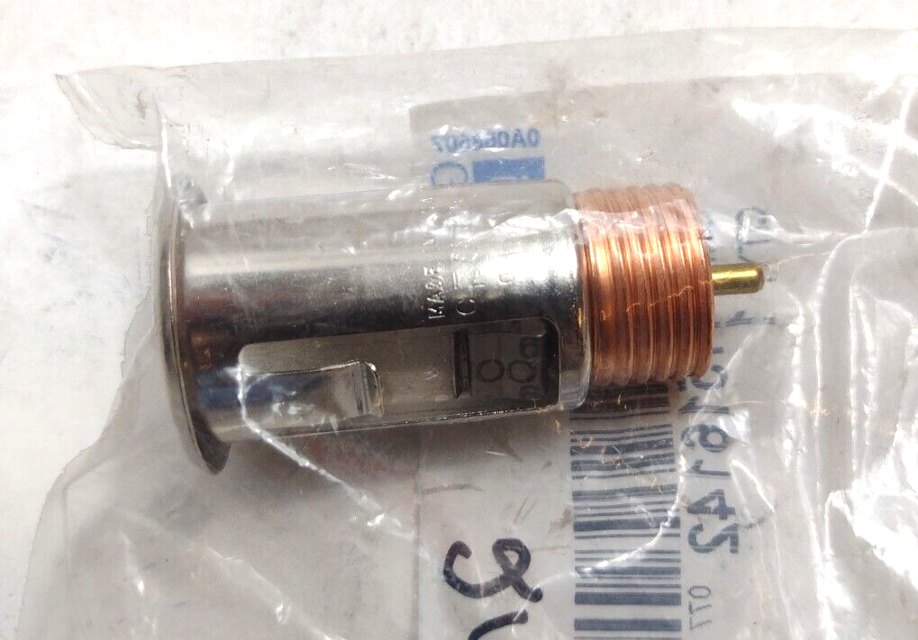 Genuine OEM GM Cadillac CTS Accessory Power Receptacle 1991-2007 11516142