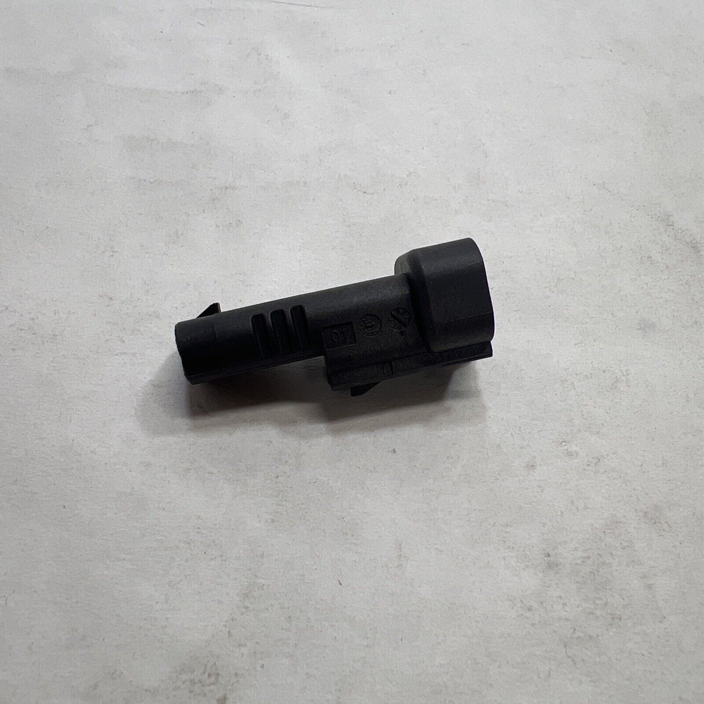 Genuine OEM GM Front Brake Wear Sensor 84884492
