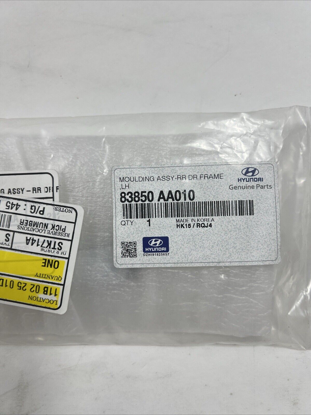 Genuine OEM Hyundai Rear Left Driver Side Door Frame Molding 21-24 83850AA010