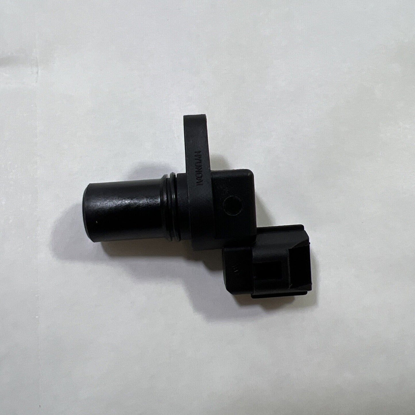 Genuine OEM Hyundai Azera Input Speed Sensor Assembly 2005-2010 4262039051