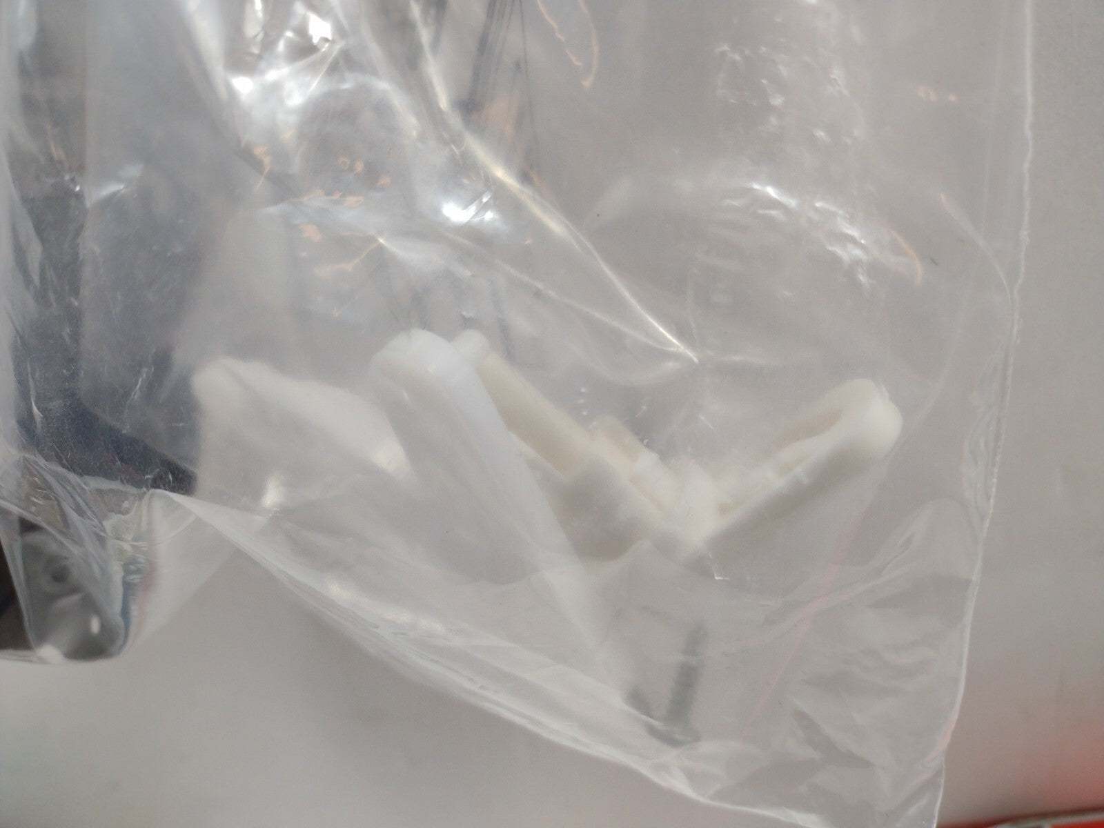 47299886