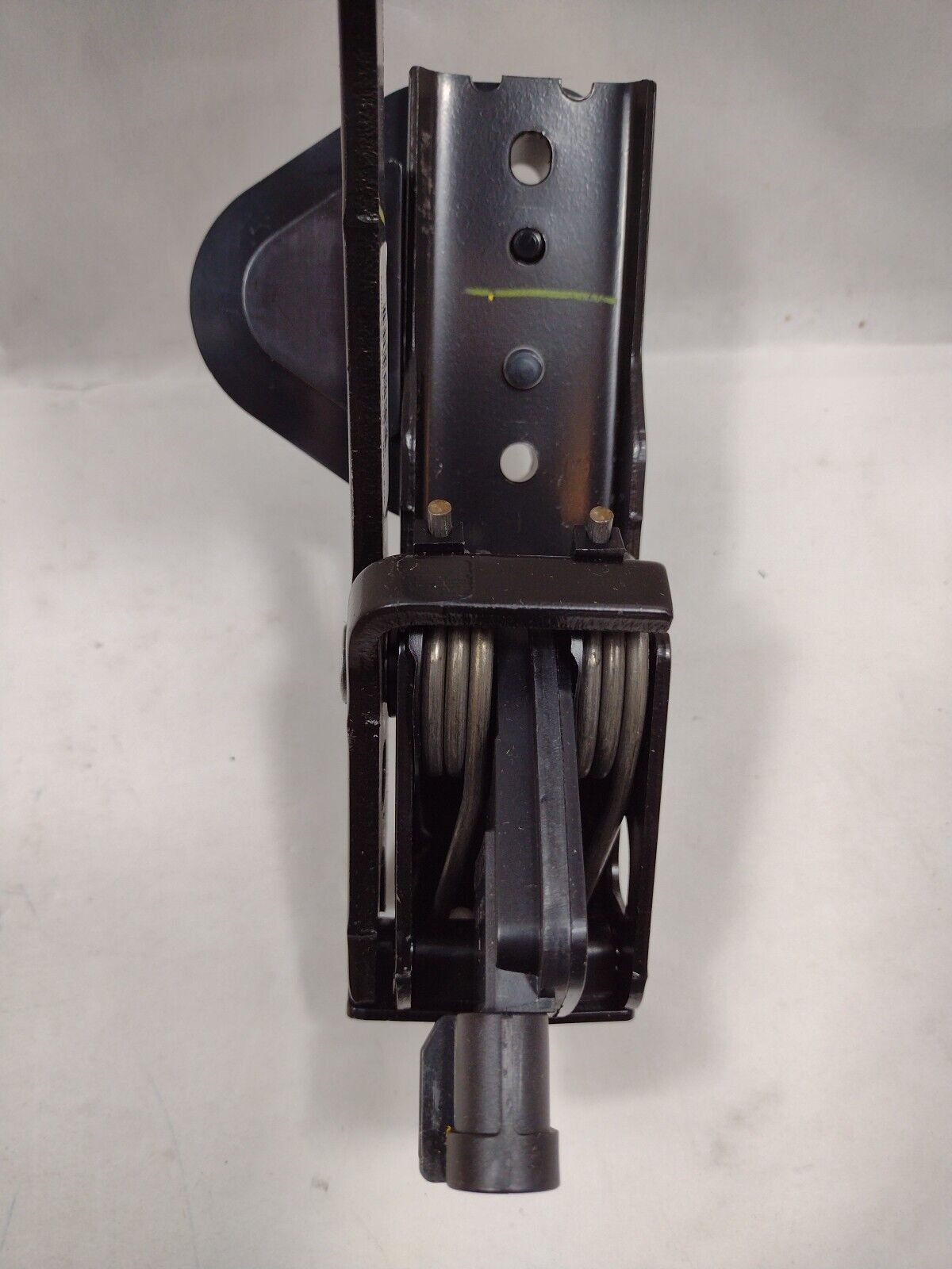 Genuine OEM GM Chevrolet Monte Carlo Accelerator Pedal 2004-2008 25830024